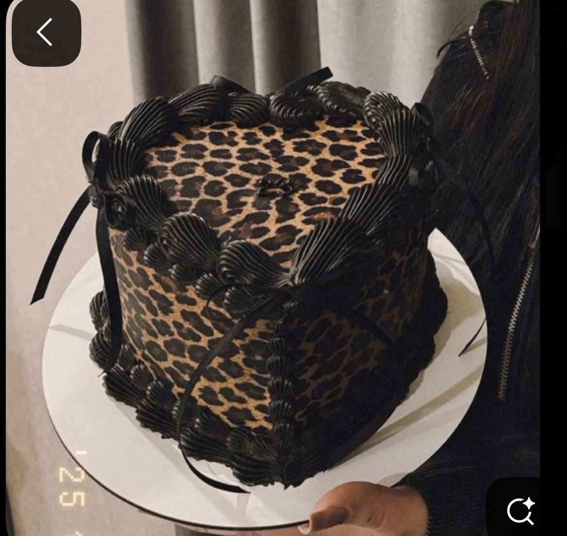 leopard print heart 1 Tier - black theme with leopard print animal pattern wrap